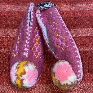 MINAS TRADITIONAL GREEK SLIPPERS WOOL NWT SZ 41